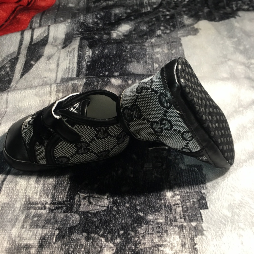 Baby shoes